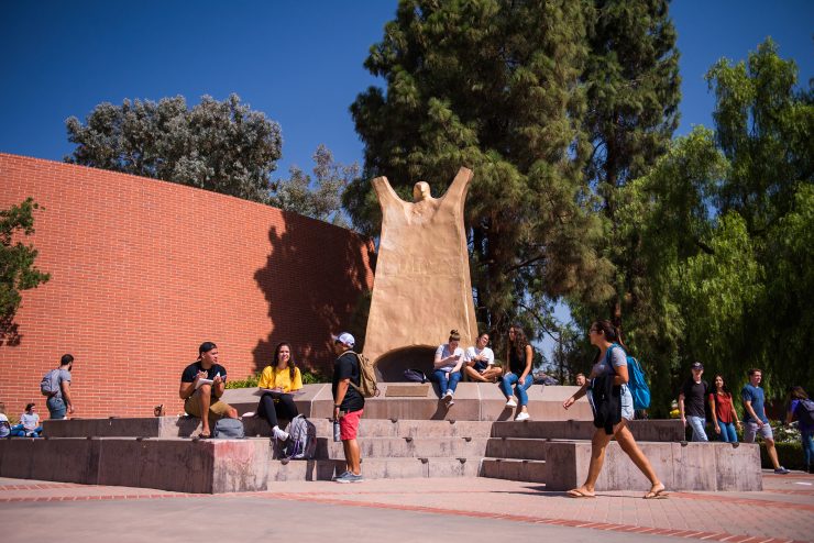 Students spend time on the Cal Lutheran campus.